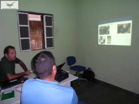 Treinamento para mecânico, elétrica básica, hidráulica básica e funcionamento de